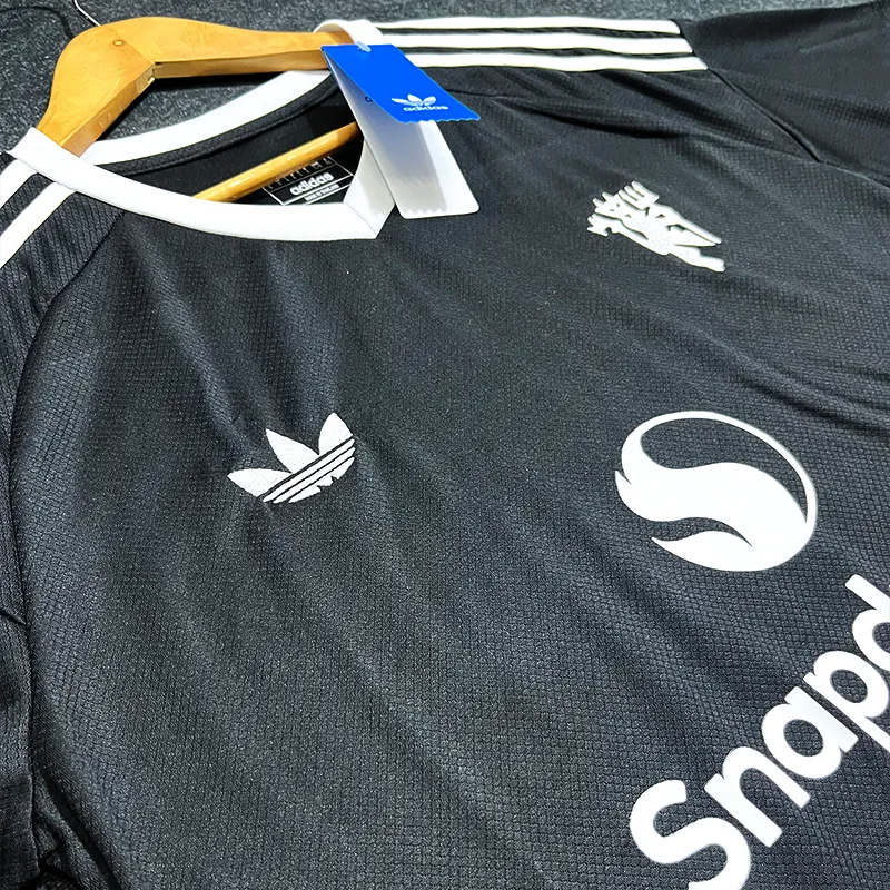 Manchester United Third Goalkeeper Jersey 2024-2025