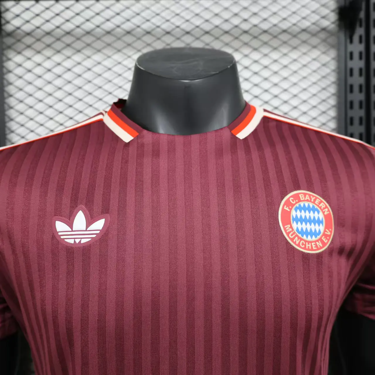 Bayern Munich 2025-2026 Red Icon Retro Jersey - Player Version-3