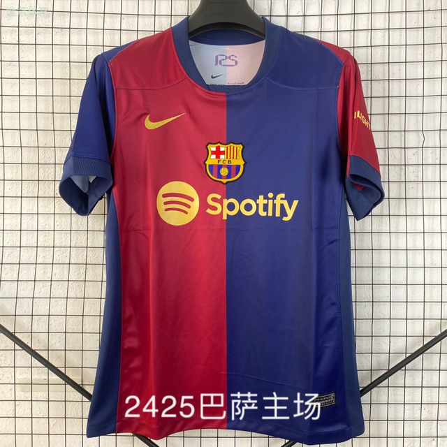 24/25 Barça Home Shirt - Legends & Current Stars United (Vintage Campaign)