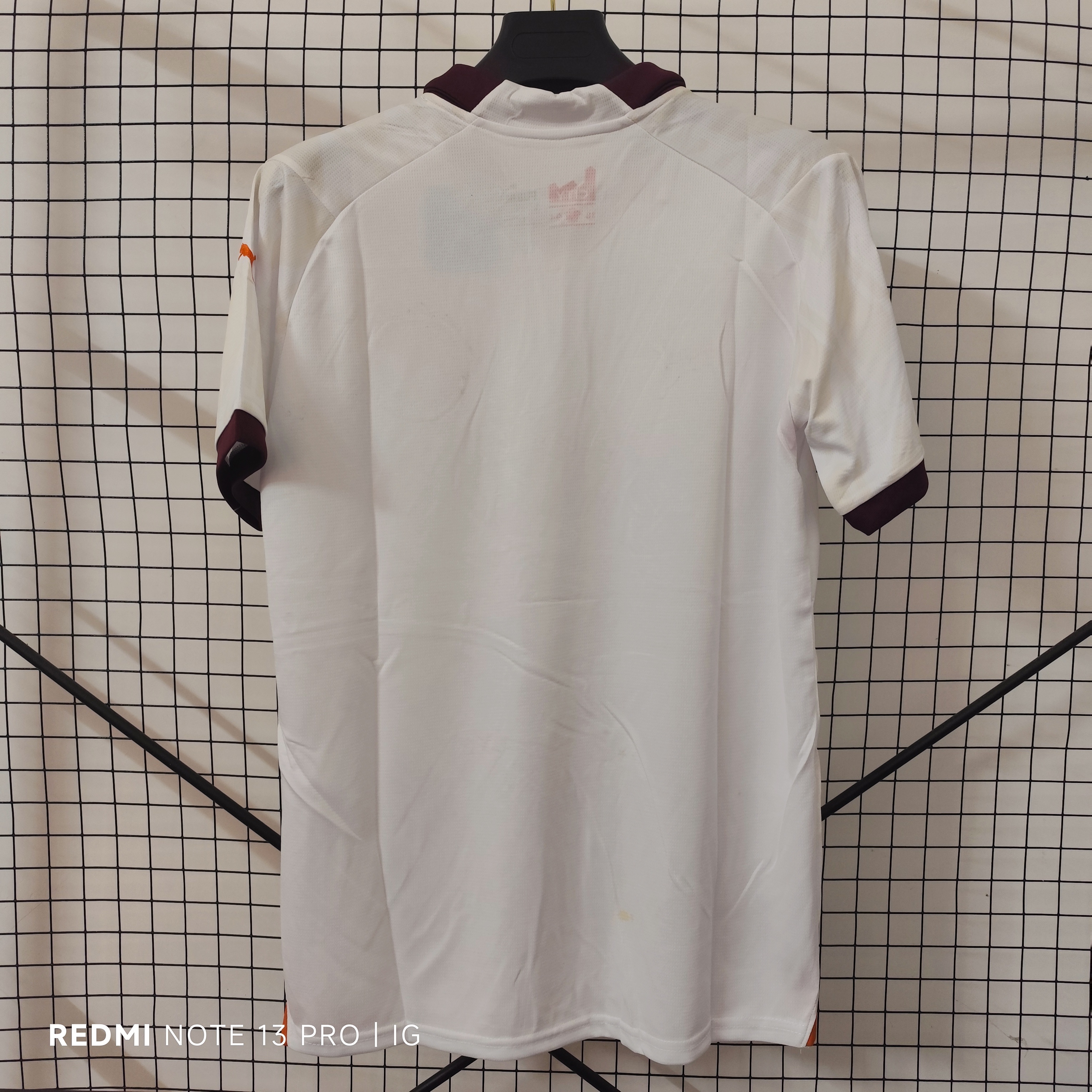 23/24 Manchester City Away Jersey - White with Burgundy-Orange Accents & Retro POLO Collar