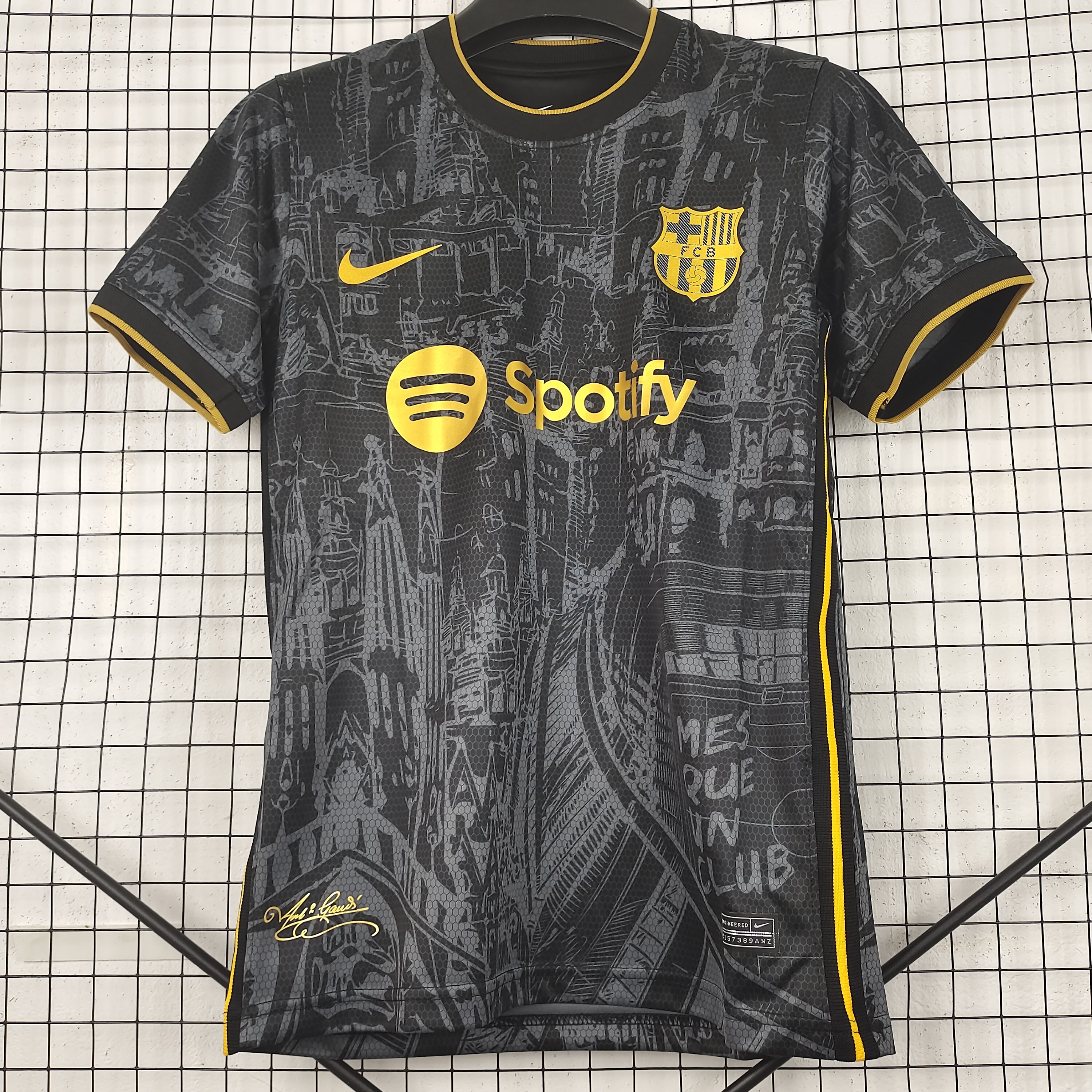 23/24 Barcelona Black Gold Jersey Retro - Classic Heritage Edition