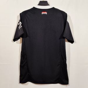 24/25 Manchester United Black Training Jersey - Black with White Retro Trefoil Logo & Minimalist Crest