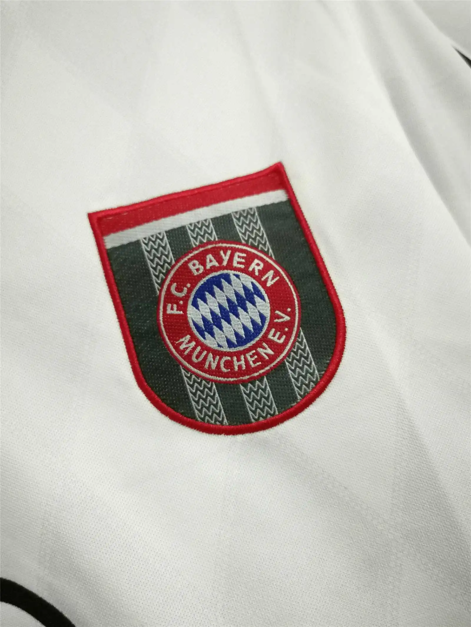 1995-1996 Bayern Munich Retro Jersey Away