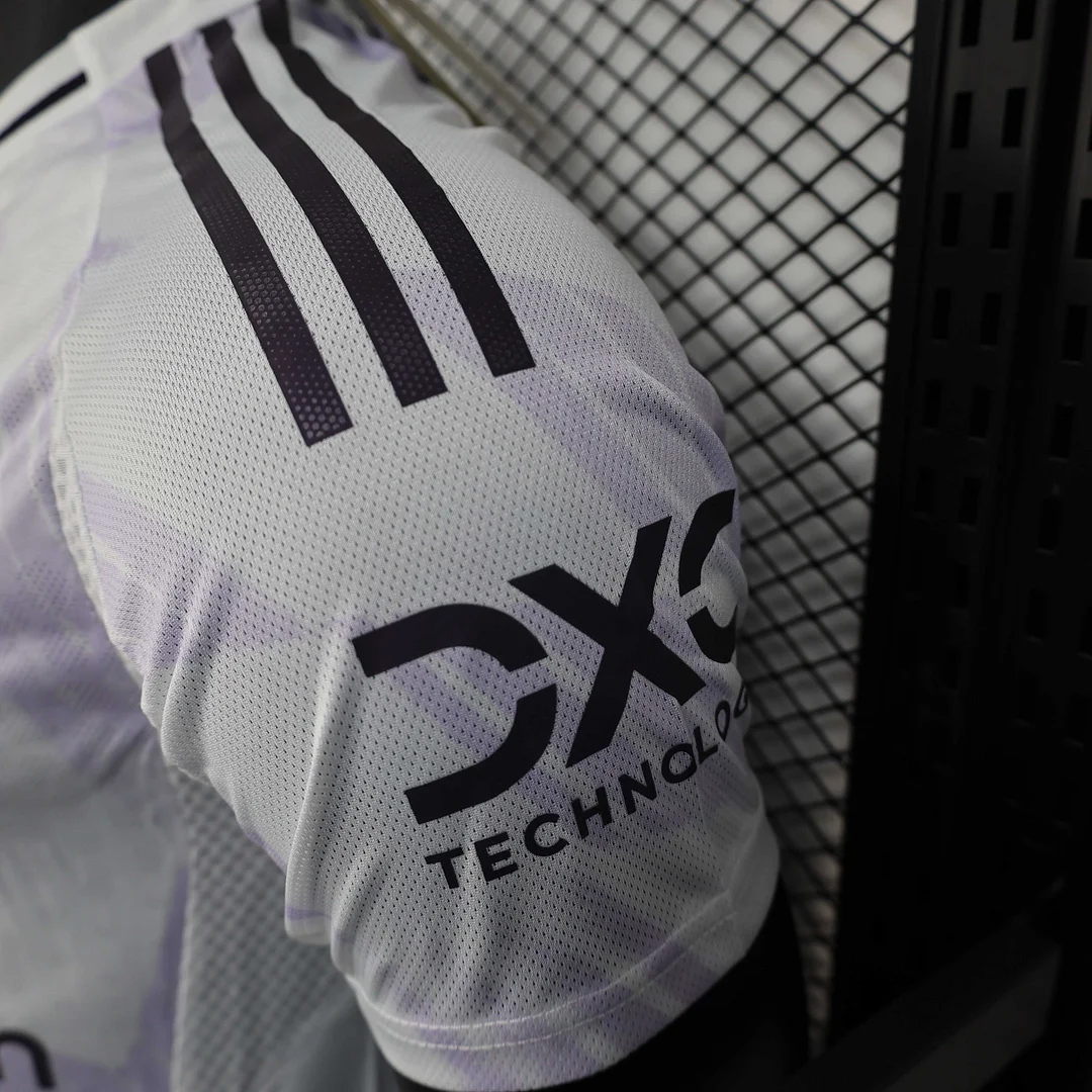 Manchester United Away Football Shirt 2025-2026 Player Version
