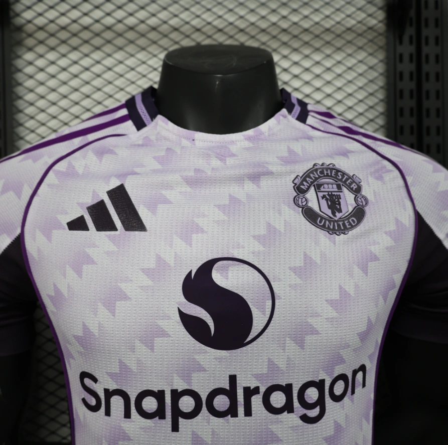 2025-2026 Manchester United Special Player Edition football jersey