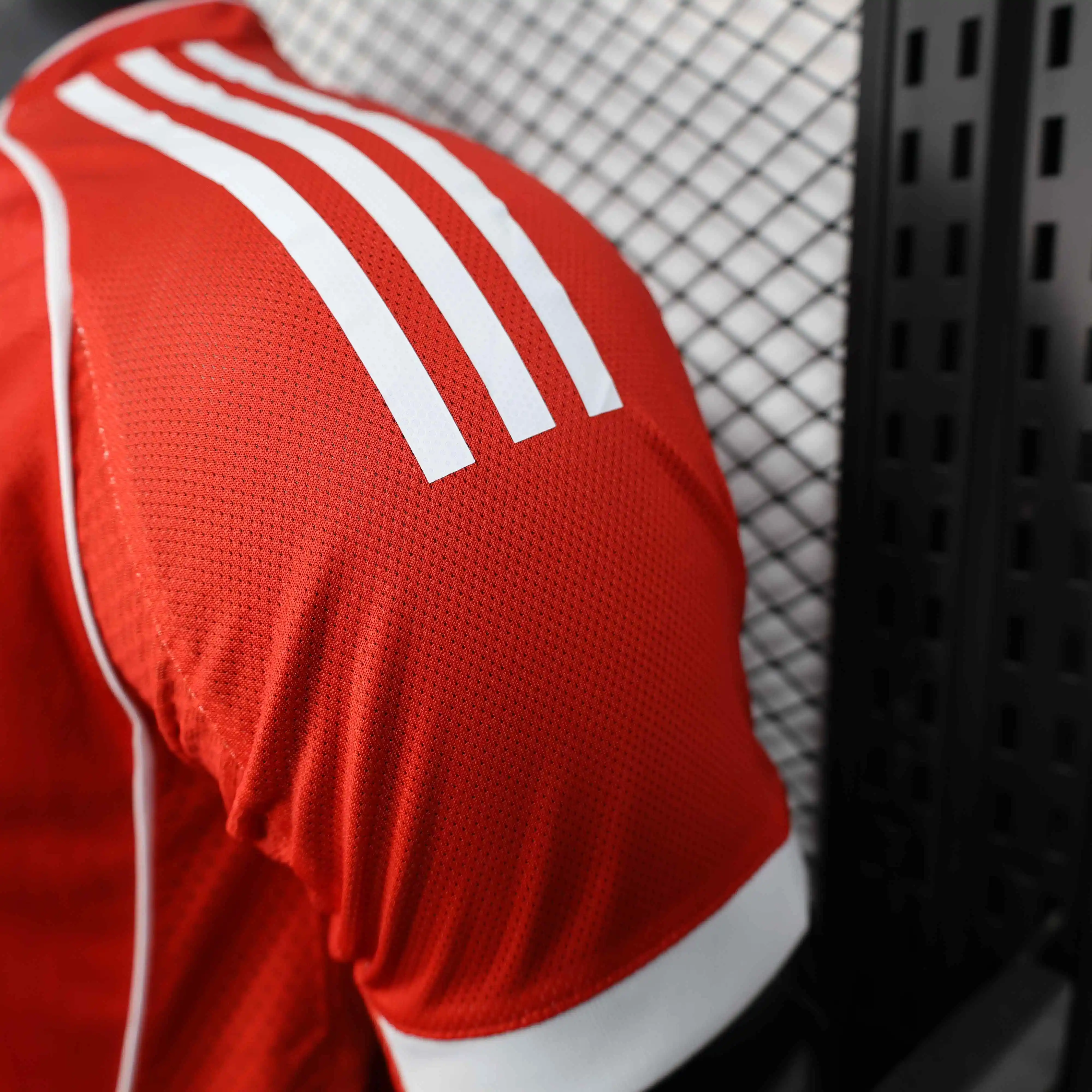 Bayern Munich Home Shirt Player Version Jersey 2025-2026