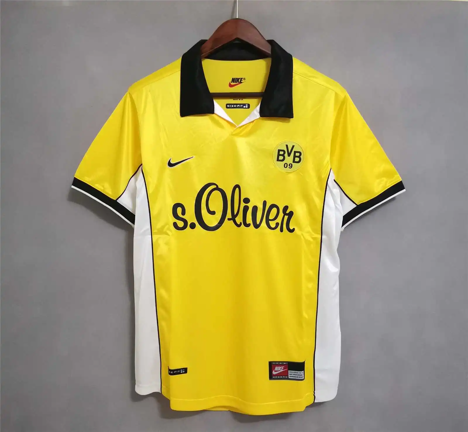 1998-1999 Borussia Dortmund Retro Jersey Home 02