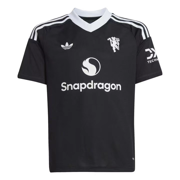 Manchester United Third Goalkeeper Jersey 2024-2025