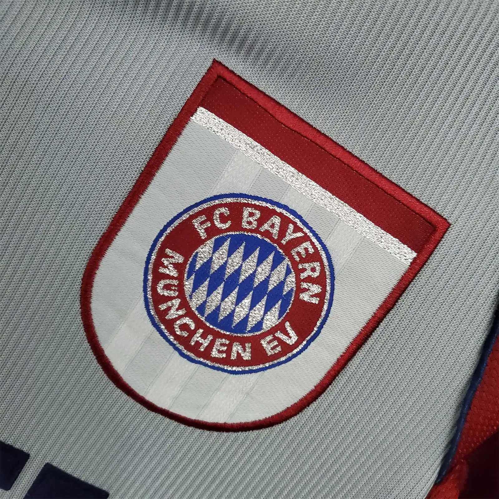 1998-1999 Bayern Munich Retro Jersey Away