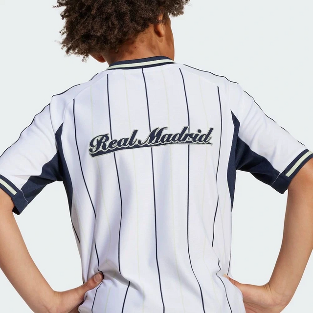 Real Madrid 2025-2026 casual white striped short sleeved shirt