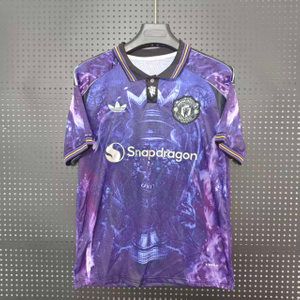 25/26 Manchester United Special Edition Purple Jersey - Purple-Blue Tie-Dye Pattern & Polo Collar