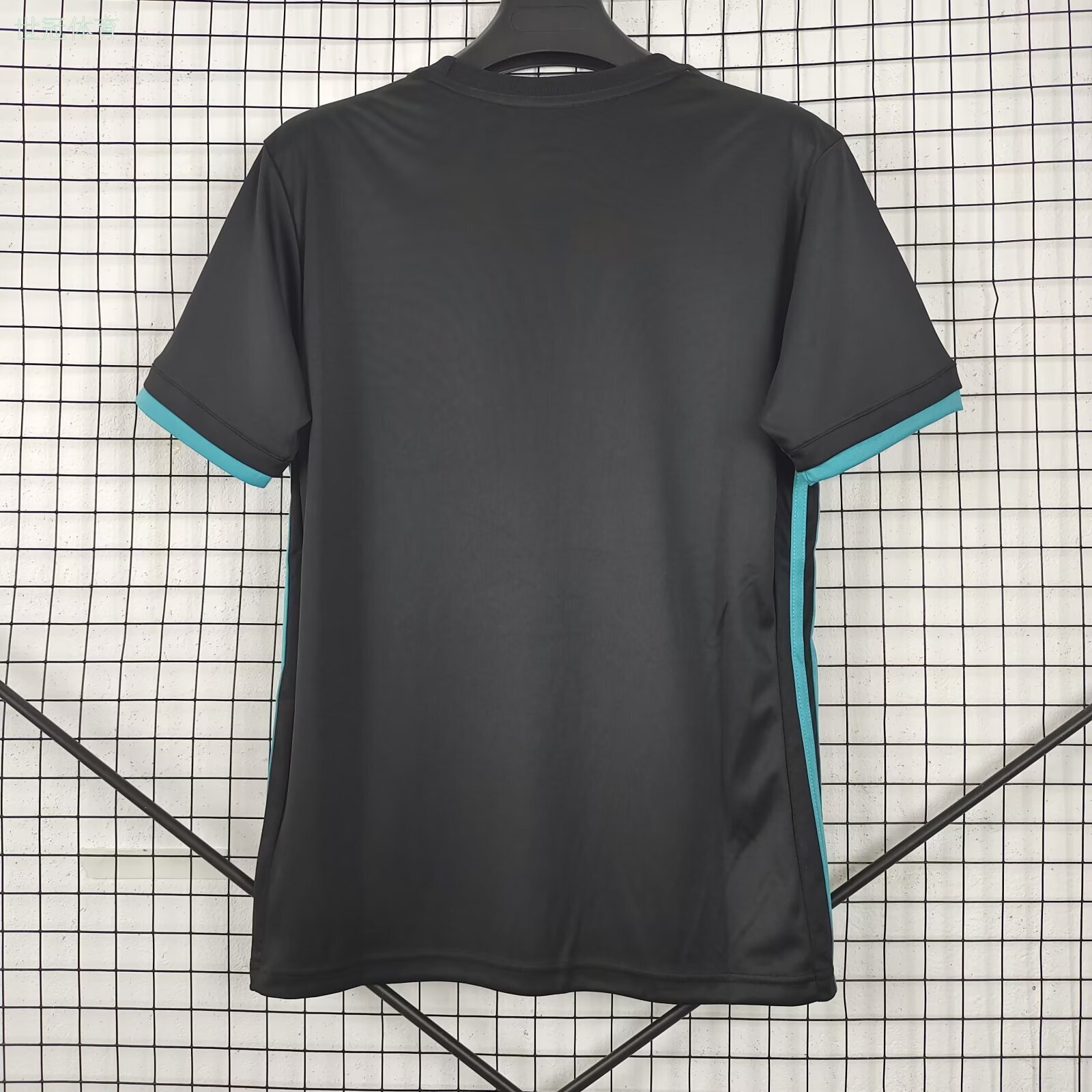 17/18 Real Madrid Away Jersey - Matte Black with Teal Accents (UCL Three-Peat Season)