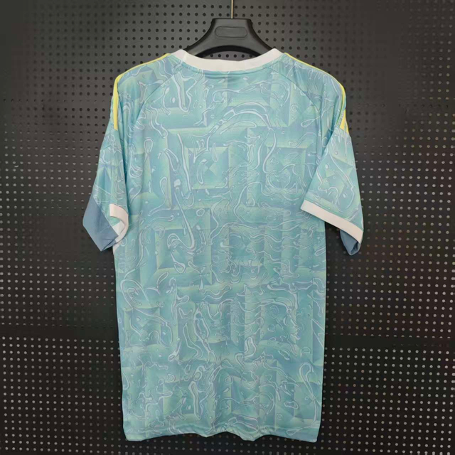 25/26 Juventus Away Jersey - Light Turquoise with Ink Texture Pattern & Yellow-White Accents