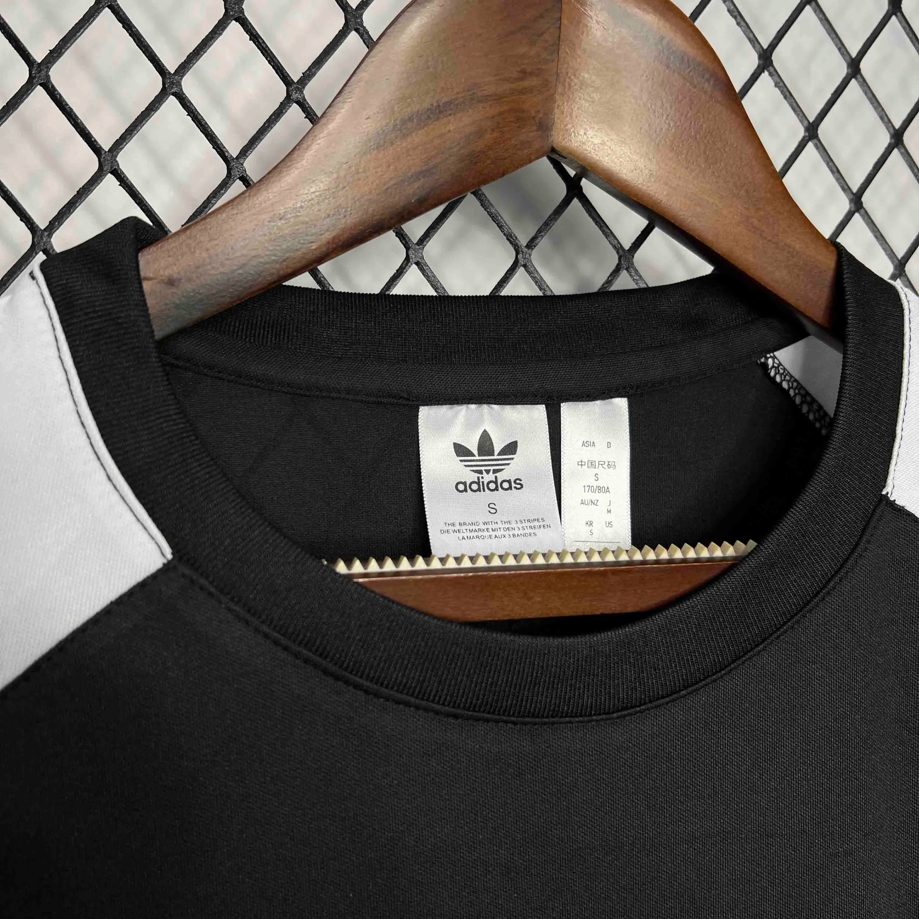 2024-2025 Germany pre-match training uniform