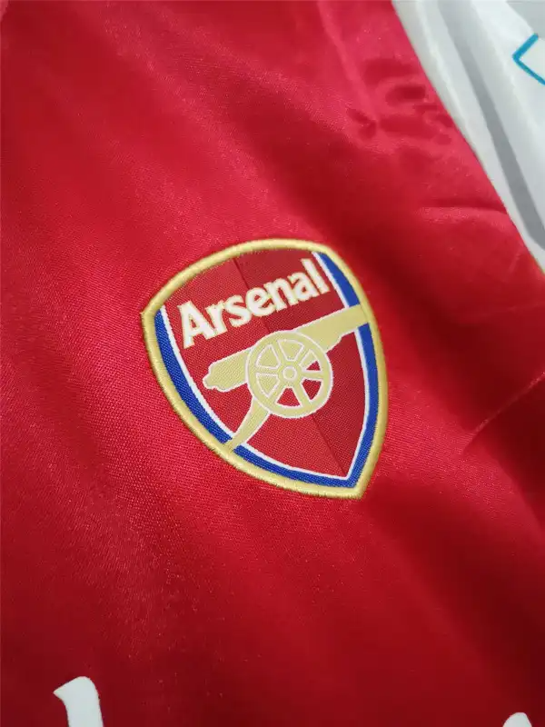 2006-2007 Arsenal Retro Home Jersey