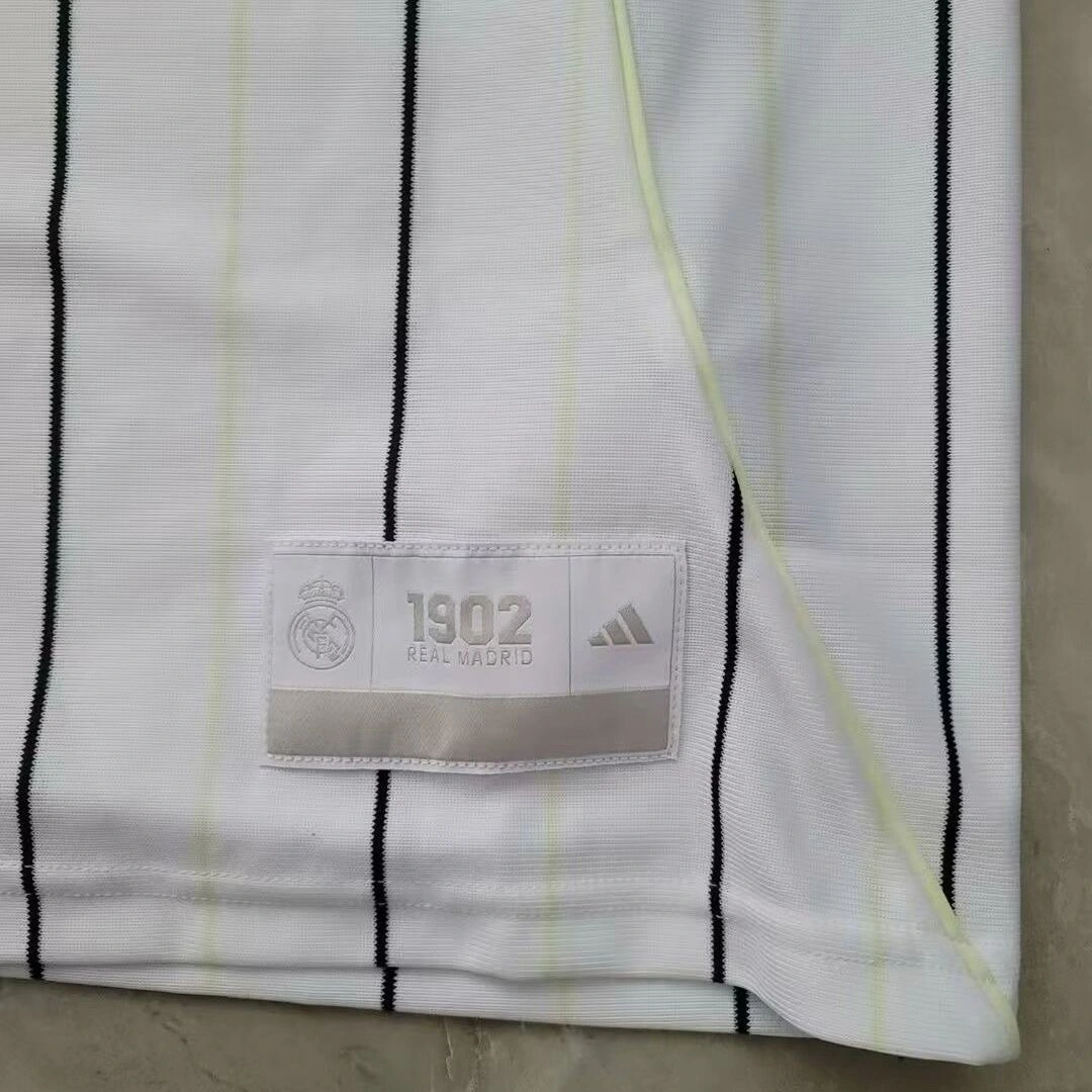 Real Madrid 2025-2026 casual white striped short sleeved shirt