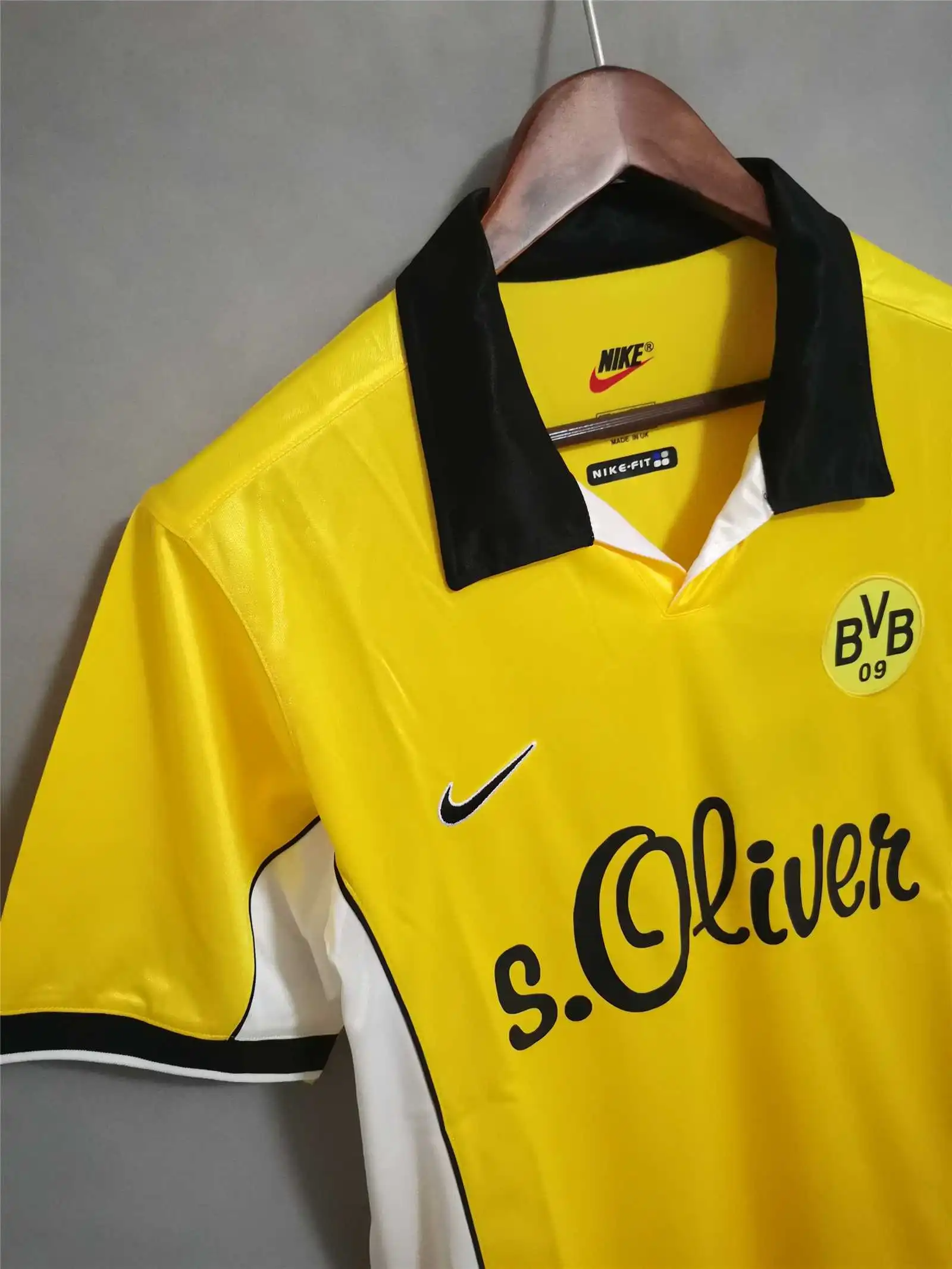 1998-1999 Borussia Dortmund Retro Jersey Home 03