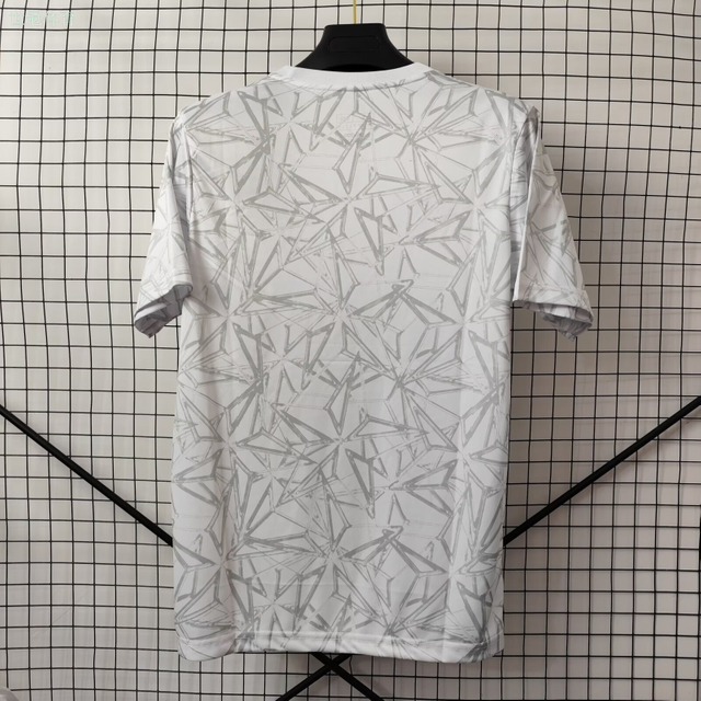 24/25 Real Madrid Pre-Match Training Jersey - White Star Pattern & Black Accents