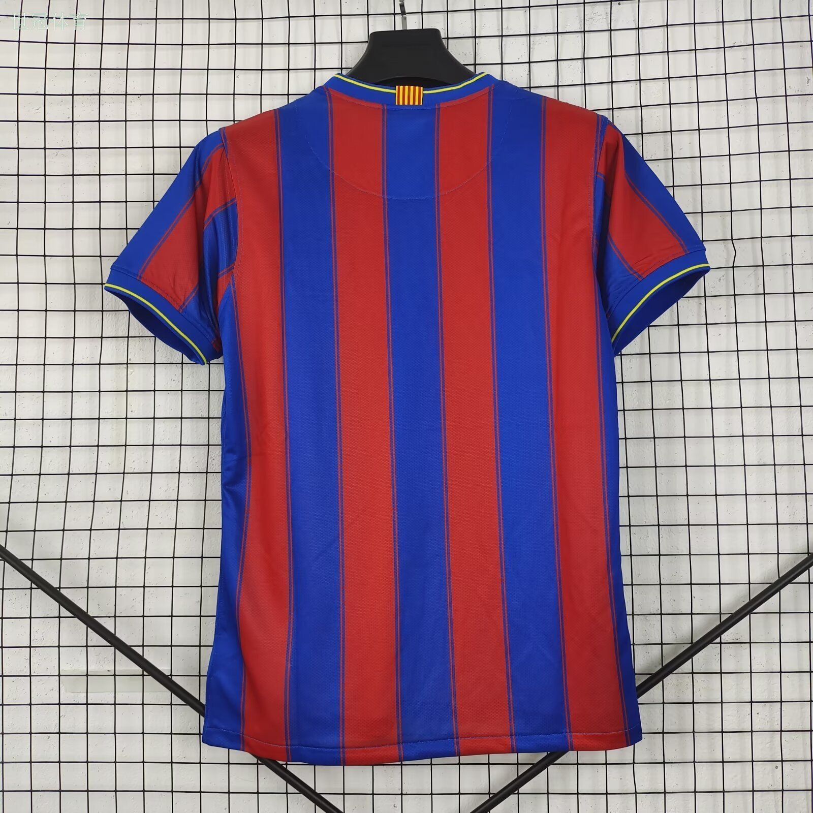 09/10 Barcelona Home Jersey Retro - Classic Red & Blue Stripes Six-Time Champions Messi Version