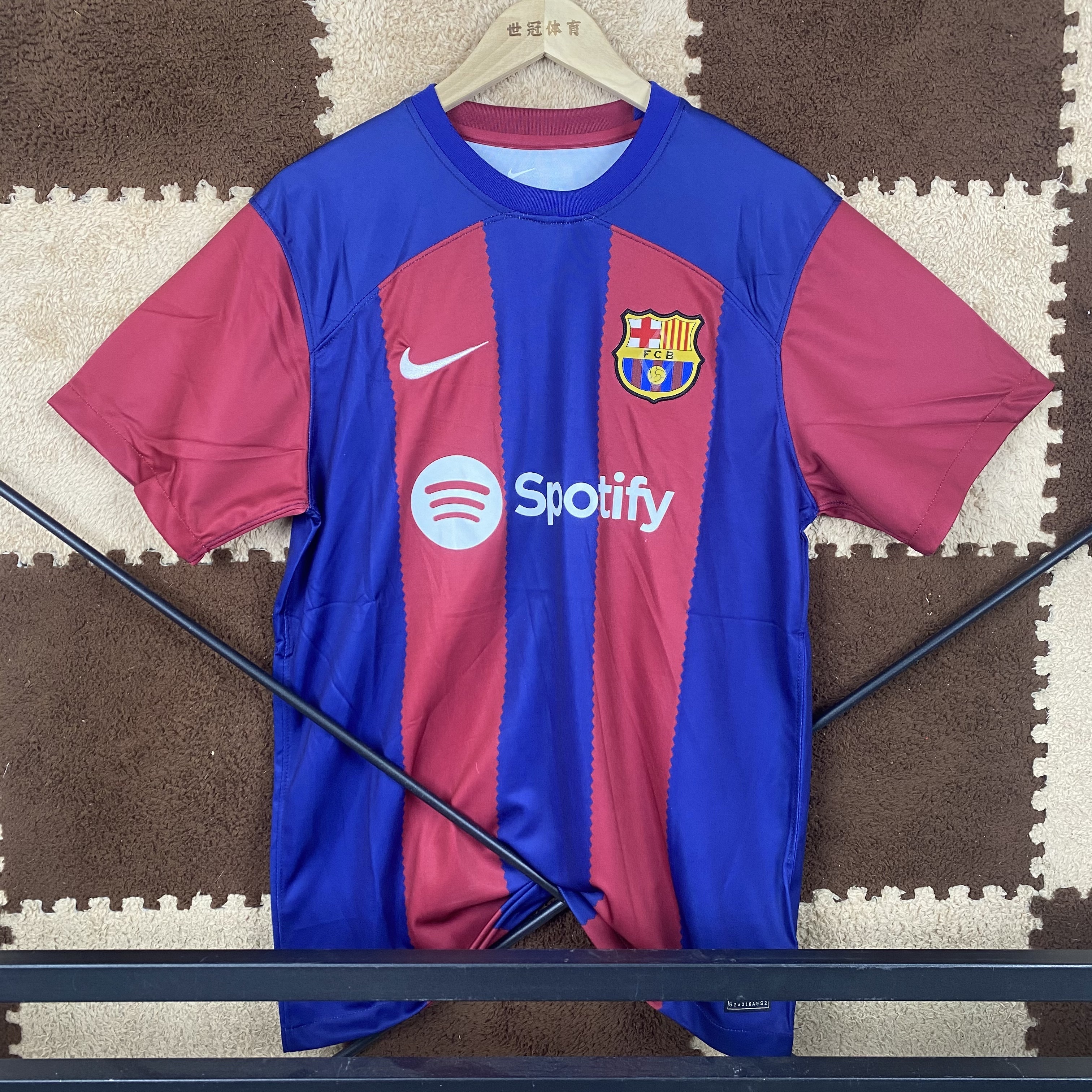 23/24 Barcelona Home Jersey - Diamond Crest Tribute to Women's Pioneers